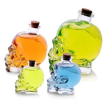 

Crystal Water Bottle Skull Decanter Liquid Glass Bottle With Wooden Cork Skull Glass For Beer Wine Whiskey Scotch Vodka Bar Tool