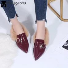 Маленькие кожаные туфли с острым носком в британском стиле; женские зимние теплые плюшевые лоферы на меху; блестящие кожаные оксфорды на блочном каблуке; Мокасины с металлической пряжкой