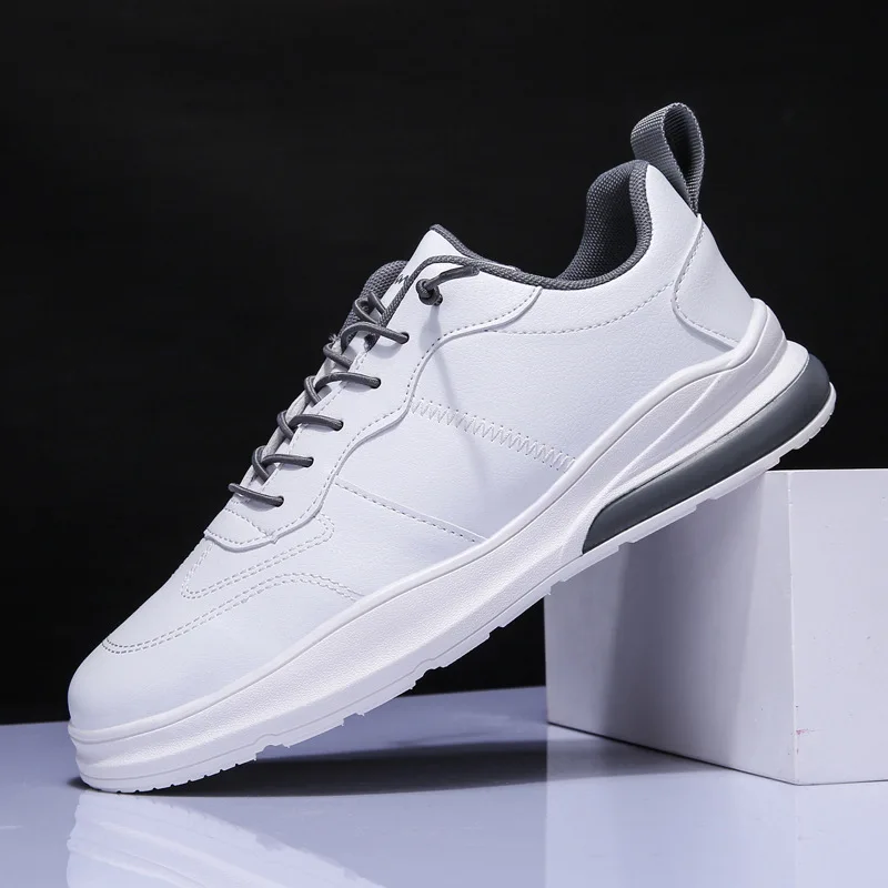 

Men Casual Shoes Light Comfort Flats Shoes 2021 New Fashion Classic White Shoes Women Outdoor Sneakers Big Size Couple Shoes