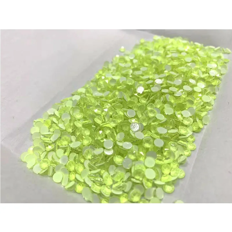 

DIY Jewelry Accessories High Quality Glass Beads Made in China Fluorescence Effect for Women Girls Nail Accessories 288pcs/lot