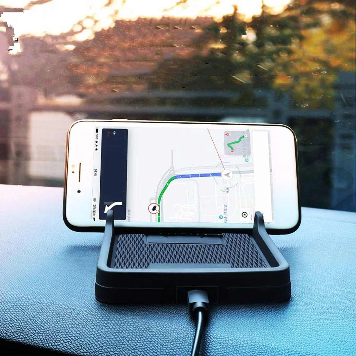 

10W Car Wireless Fast Charger Universal Car Charging pad Silica Gel Anti Slip Smart Navigation Bracket Phone Holder
