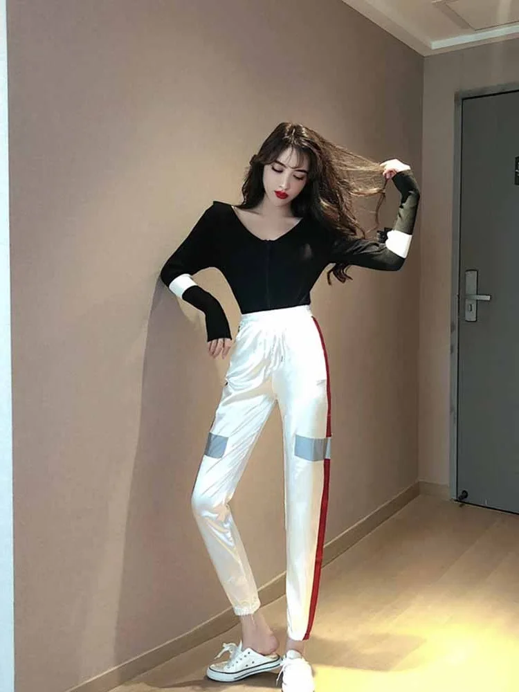 

Autumn New Products Trend Casual Slimming Waist Hugging V-neck Mixed Colors Slim Fit Knitted Jacket + Closing Foot Harem Pants W