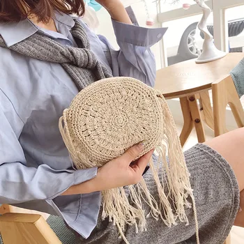 

2020 summer new cotton hand-woven cross-body straw bag ethnic wind tassels beach women bag