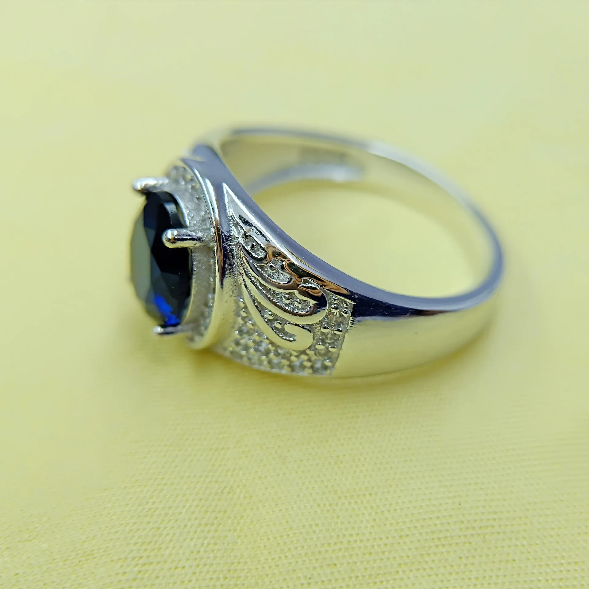 

S925 Sterling Silver Ring for Men Diamond Wedding Bands Fine Jewelry for Luxury Domineering Office Classic Silver Ring Unisex