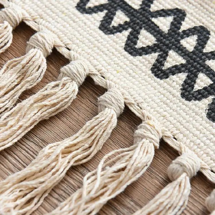 11208464403_1222379752