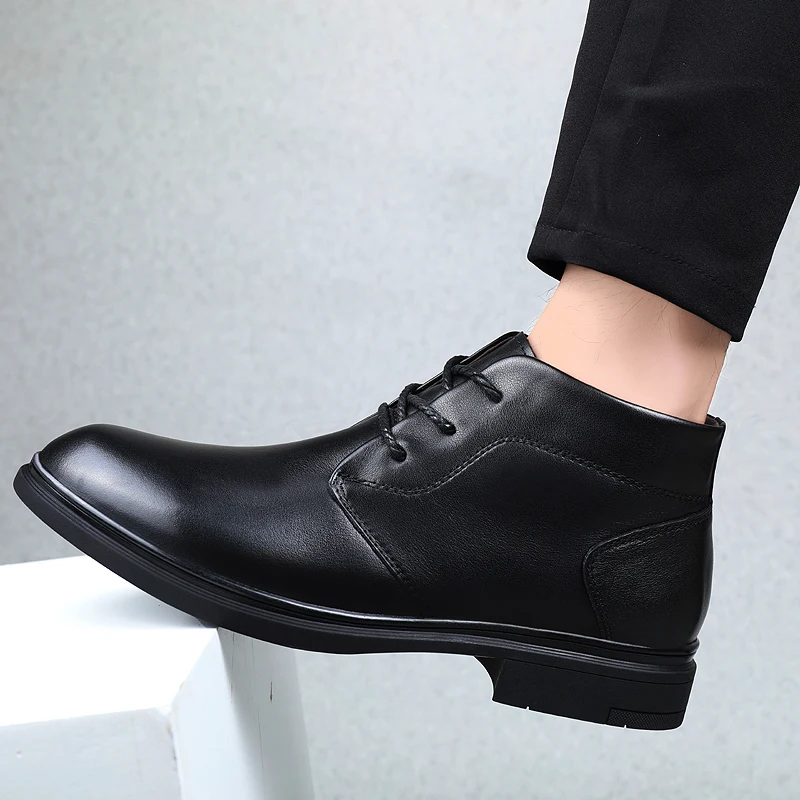 

Man Genuine Leather Boots lace up Winter Leather plush warm Snow Shoes Anti slip Father lace up Ankle Boots Man Snow Boots a4