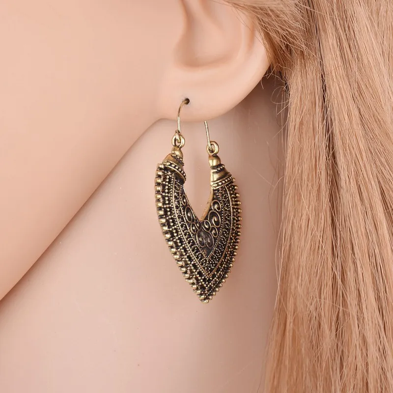 3867793248_1208020529