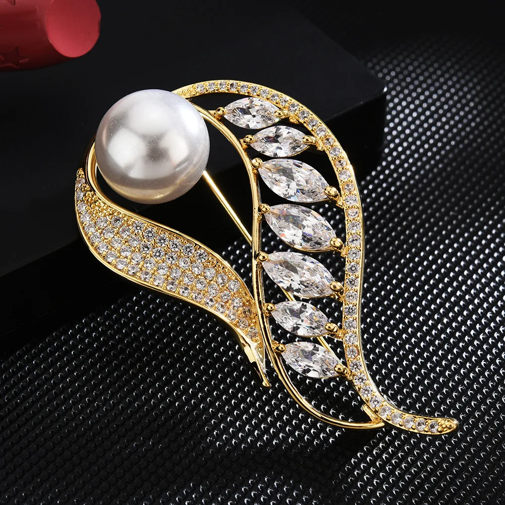 

Korean Version of Popular Zircon Brooches for Female Suit Corsage Simple Leaf Pin Coat Accessories Leaf Brooch