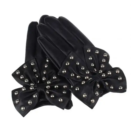 Black with Rivet Женские Элегантные мотоциклетные перчатки с заклепками и бантом, одноцветные Искусственные кожаные перчатки, зимние теплые варежки - Цвет: Black with Rivet