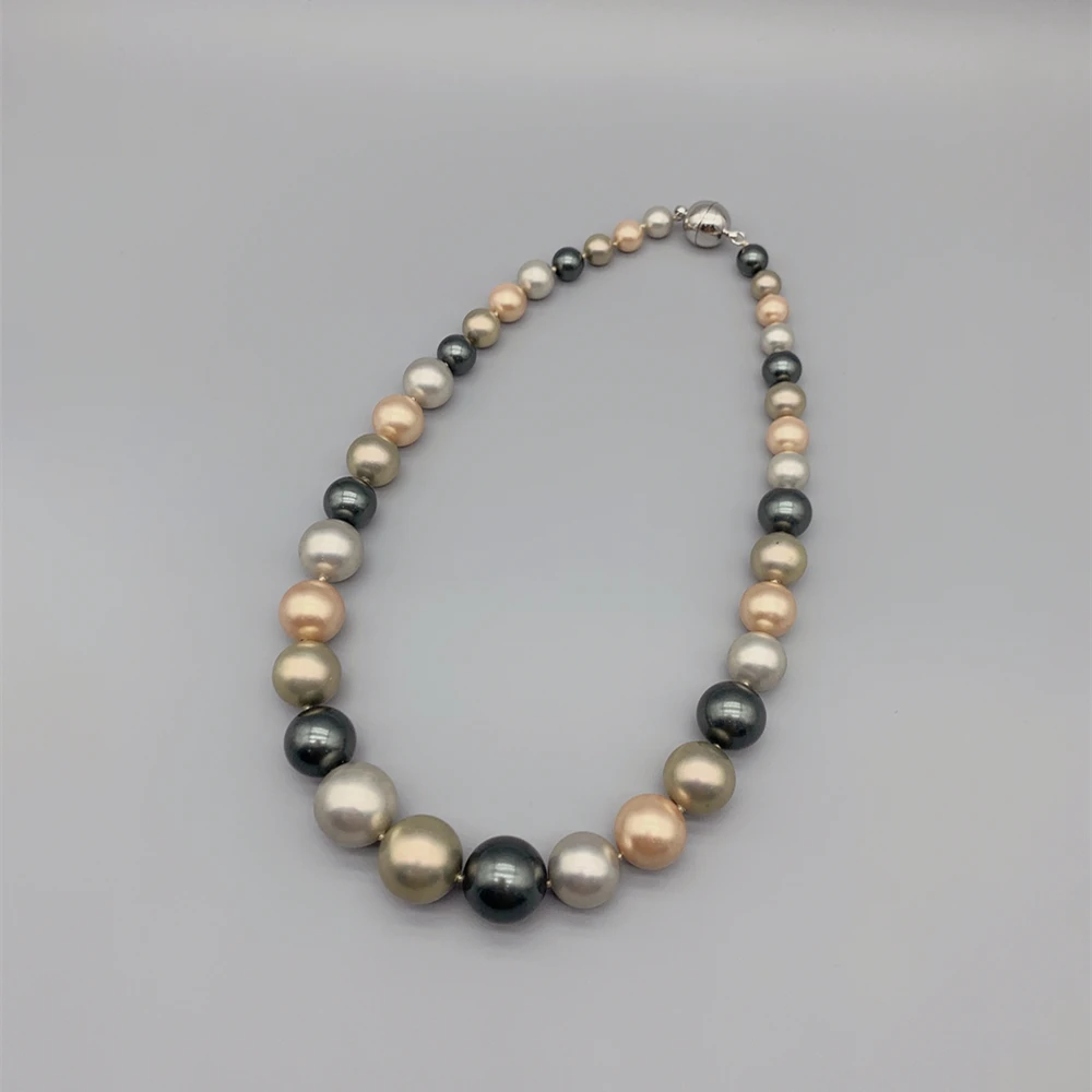 FoLisaUnique Gradual Sizes Shell Pearl Necklace For Women Gift Multicolor Elegant Choker Necklace Single Strand Mother of Pearl