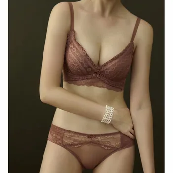 

Sexy Lace Underwear Winter Vintage Wireless Brassiere High Quality Women Lingerie Briefs Set Seamless Thicken Push Up Bra Set