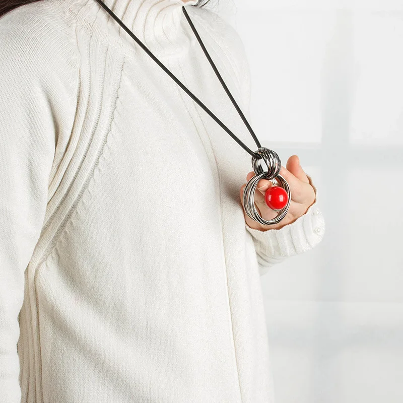 YoYo-Star Red White Pearl Ball Pendant Long Necklaces Women Black Chain Maxi Necklace Fashion Jewelry