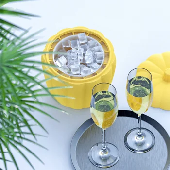 

Bar Kitchen Champagne With Lid Portable Ice Bucket Home Silicone Cooler Drinks Party Space Saving Whisky Pail Pumpkin Shape
