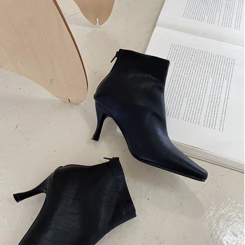 

Elegant 2020 Women Beige 7cm Medium High Heels Chelsea Boots Warm Fur Soft Leather Ankle Boots Sock Boots Party Shoe Botas Mujer