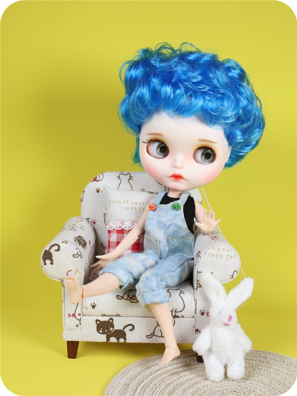 Addison – Premie Custom Neo Blythe Pop met blauw haar, witte huid en mat schattig gezicht 2