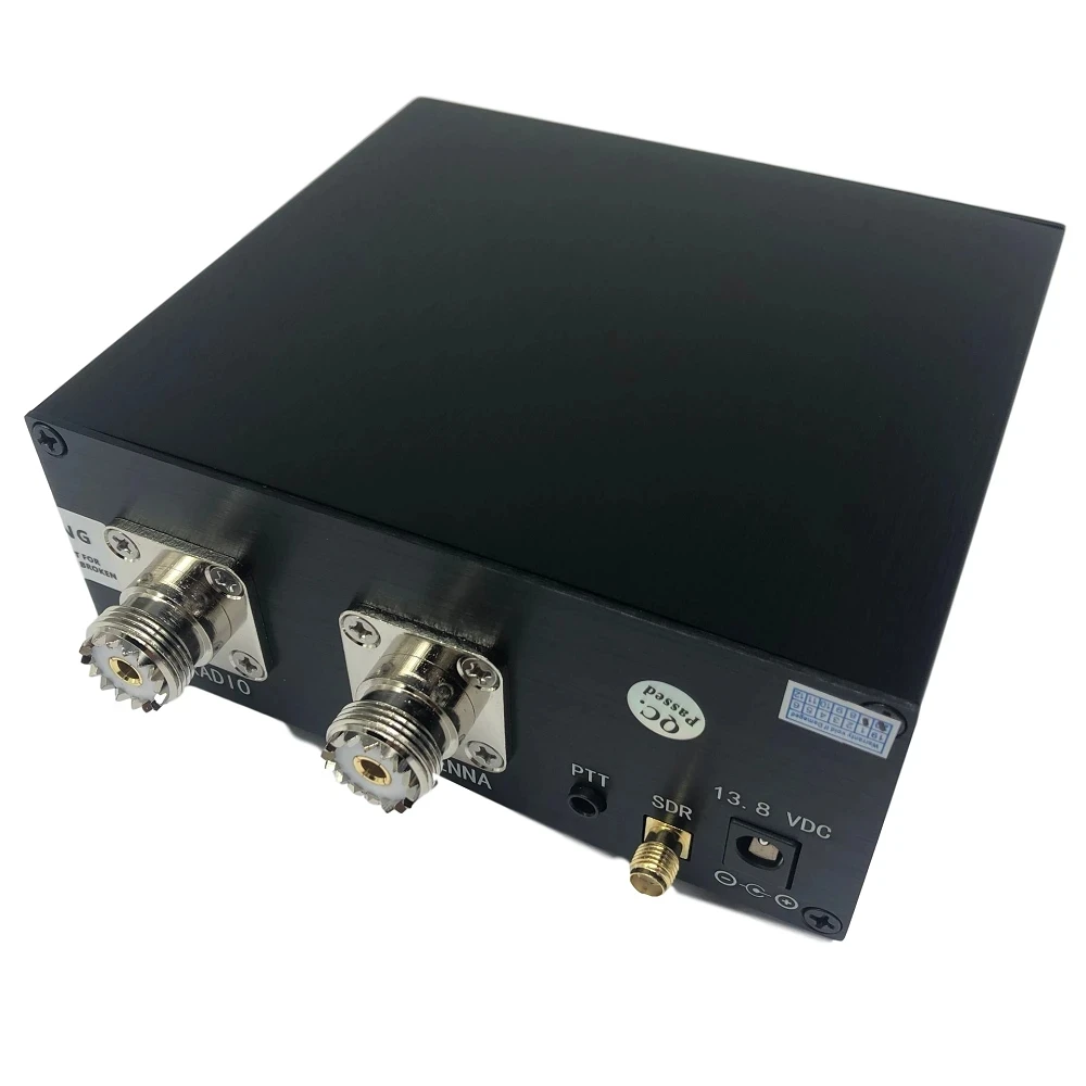 SDR Transceiver and Receiver Switch Antenna Sharer