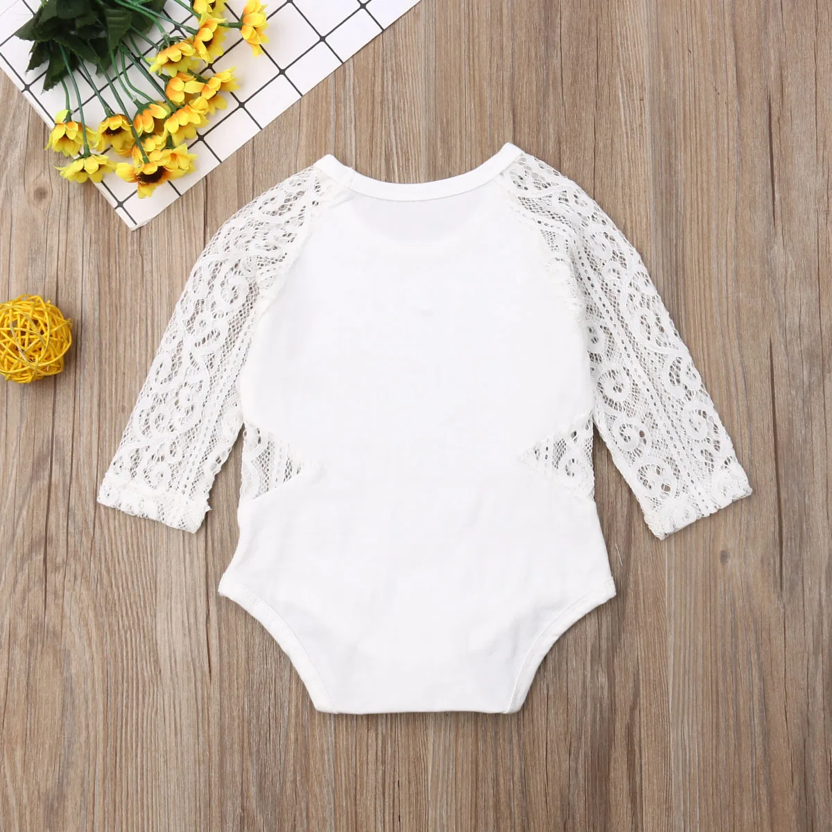 0-18M Newborn Baby Girl Long Sleeve Lace Romper Solid Infant Baby Jumpsuit Playsuit Baby Girl Costumes Autumn New