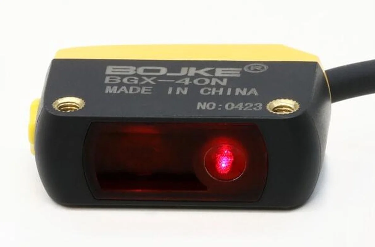 La Riflessione Del Laser Di Bgx-40N Impermeabile 1Mm Piccola Soppressione Del Fondo Del Punto E3Z-Ll61 Fotoelettrico In Bianco E Nero Della Stessa Dis