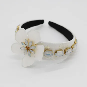 

Fashion Romantic White Flower Wedding Rhinestone Hair Bands Women Headband Floral Headwear flannel Square gem Hair Accessories