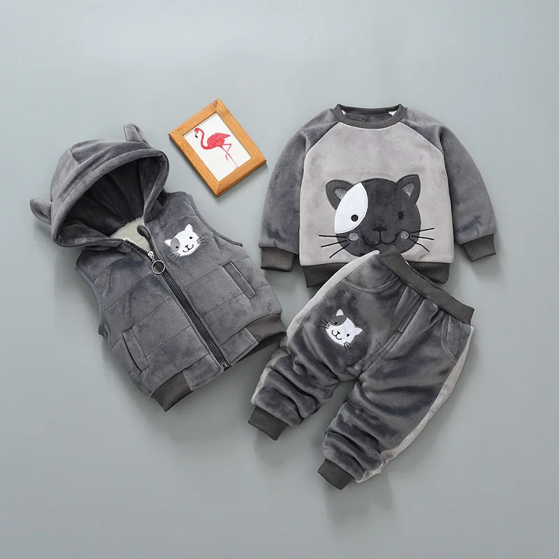 

2018 New Style Cute CHILDREN'S Suit Female Baby Winter Infants Child Girls plus Velvet Three-piece Set Childrenswear