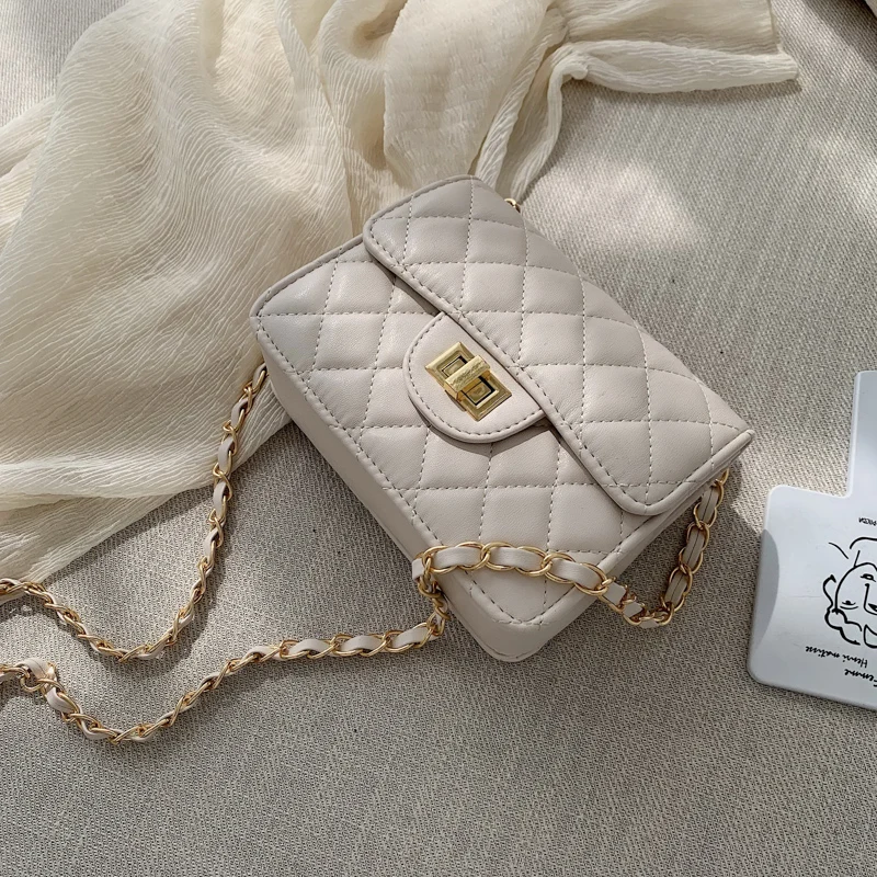 

FANTASY Newest White PU Leather Rectangle Chain Trendy Simple Crossbody Messenger Shoulder Bags For Women Wild Handbags Female
