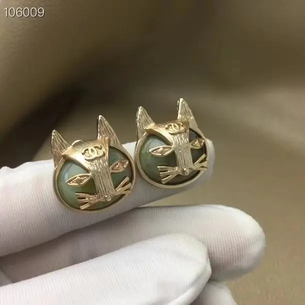 Ретро Красный цветок кристалл круглый кулон кисточкой уха клип aretes de mujer модеран - Окраска металла: Покрытие антикварной медью