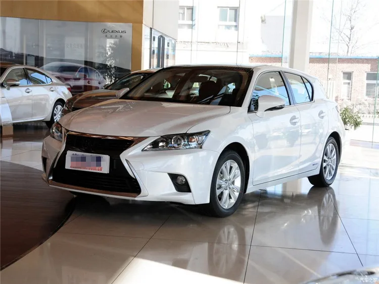 Left and Right Для Lexus CT200 2012 2013 передние фары прозрачные абажуры лампы оболочки маски фары крышка объектива фары - Цвет: Left and Right