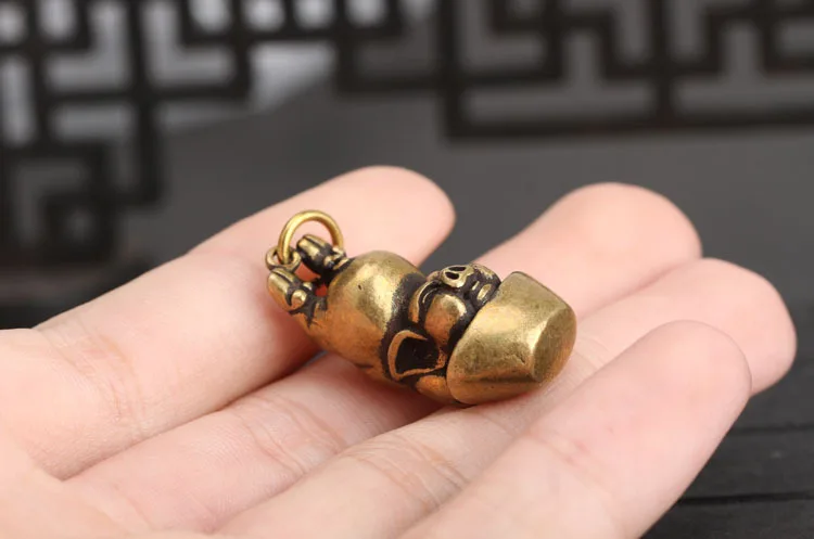lucky pig keychians pendants (3)