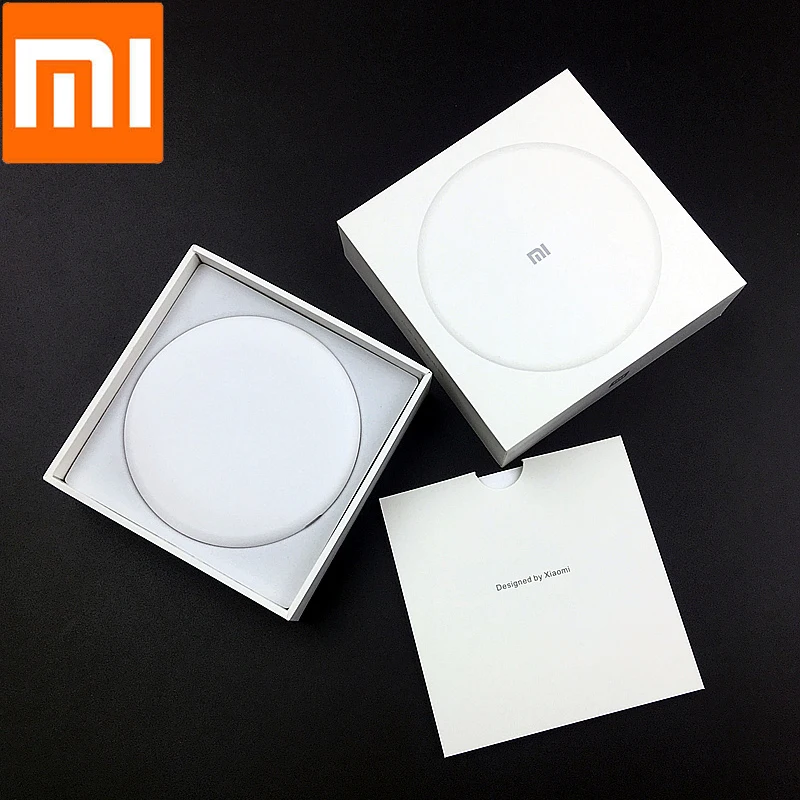 

Original Xiaomi qi Wireless Charger mi mix 2s 9V / 1A Fast Charge adapter For mi8 9 9t 9se cc9 redmi note 7 pro iphone 8 X XS XR