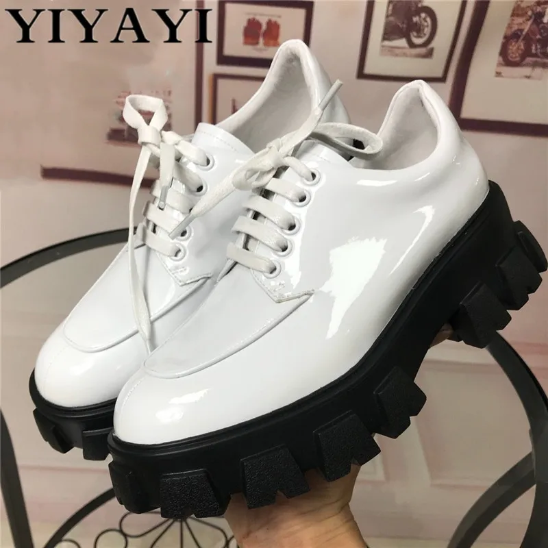 

Mirror Leather Lace-up Flat Shoes Women Round Toe Antiskid Bottom Thick Sole Platform Casual Party Shoes Female chaussures femme