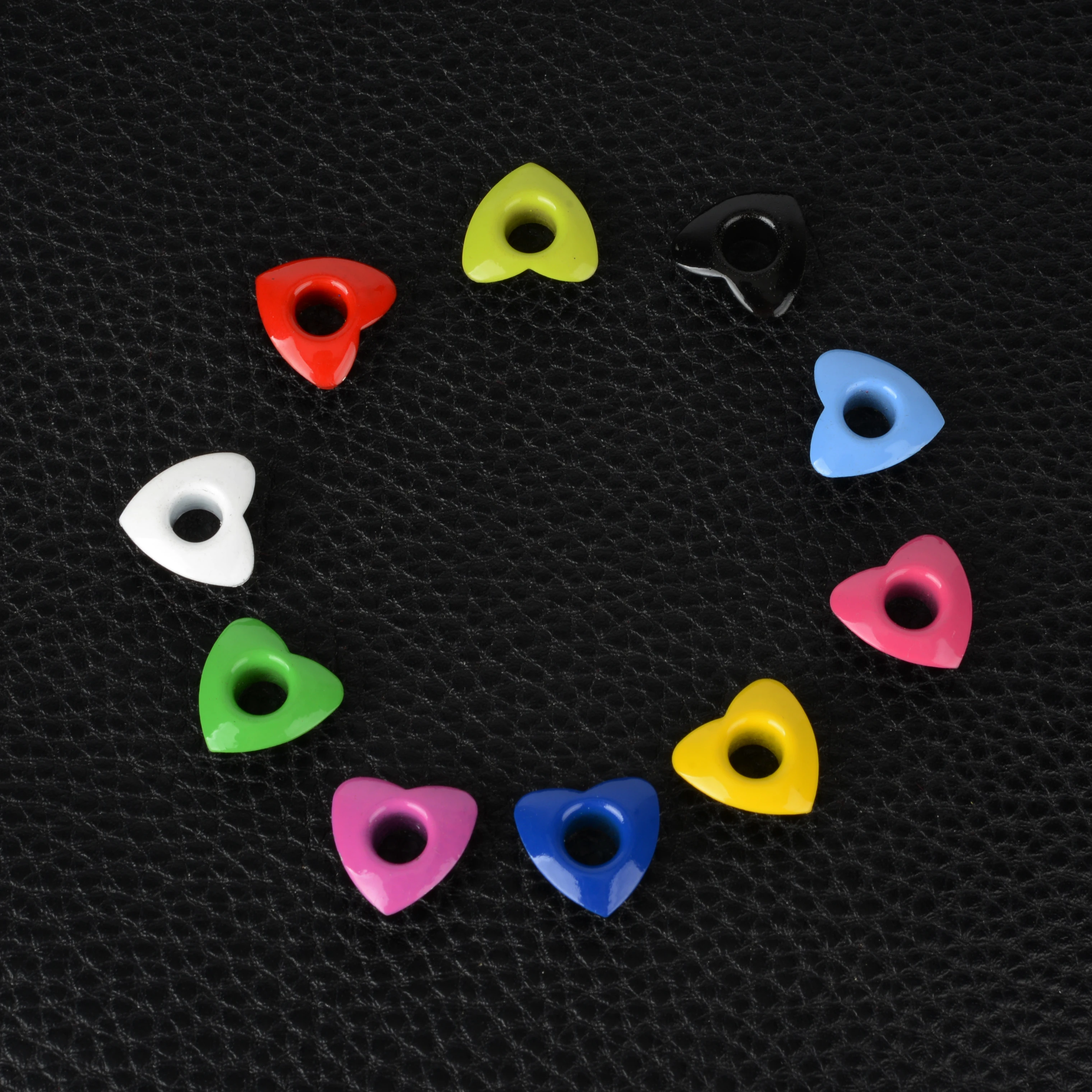 Heart Shape Scrapbook Eyelet Metal Eyelets for Scrapbooking DIY Garment Clothes Sewing Eyelets Handmade Decor 13mm 100Pcs