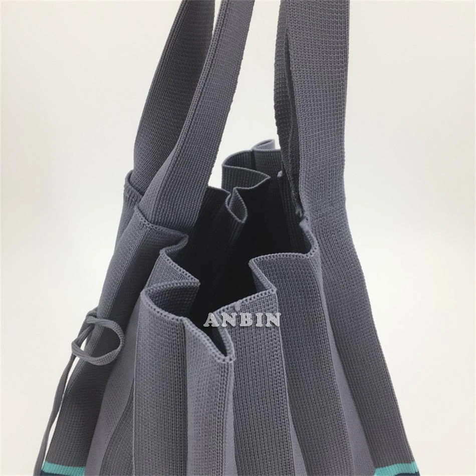 Women's Folding Pleat Shoulder Handbag Design Contrast Woolen Knitted Fabric Organ Bag Female Three Color Stitching Shopper Tote