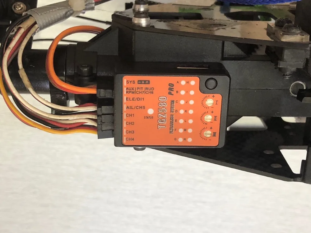 Microbeast Plus PRO TGZ580 отношение управления 3-axis Gyro Flybarless 4,5~ 10В для радиоуправляемого вертолета Запчасти