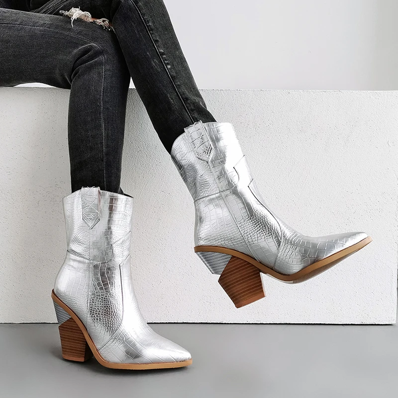 

2019 New Winter Cowboy Boots for Women High Heels Fur Inside Western Boots Ankle Boots for Women Fashion Gold Silver Shoes Woman