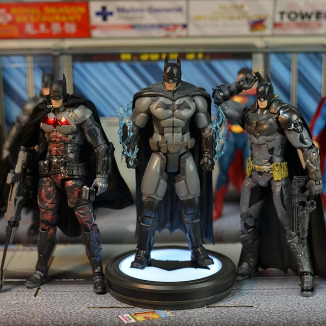 Descubrir 61+ imagen custom batman action figures - Abzlocal.mx