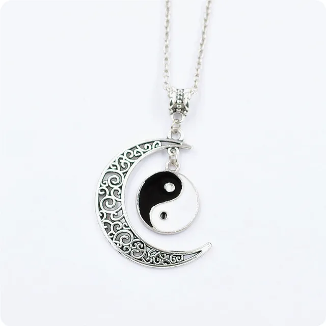 2021 Fashion Trends Filigree Moon Burning Sun Pendant Necklace Celestial Jewelry Fit Women Men Gifts Best Friend Charm 4