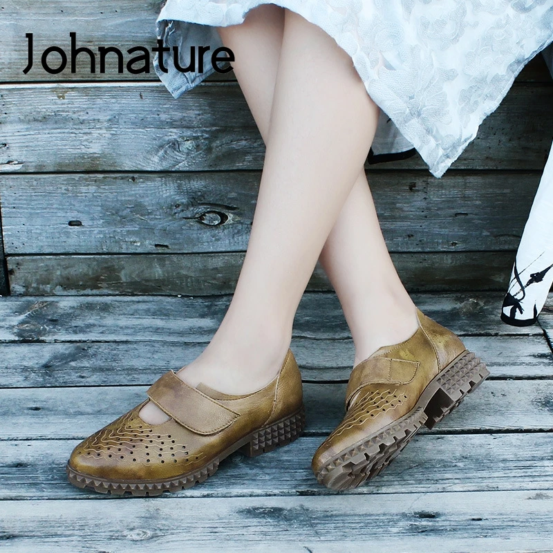 

Johnature Hook & Loop Retro Pumps Women Shoes 2020 New Spring Casual Pointed Toe Genuine Leather Sewing Handmade Ladies Shoes