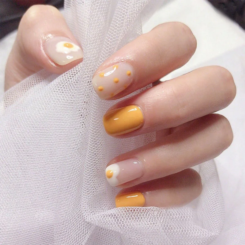 

Mango Yellow Pure Color Poached Egg Cartoon Pattern False Nails Cute Summer Fake Nails Lady Full Nail Tips with Glue TN