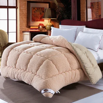 

The lamb fleece winter quilt is made of imitation wool, single and double thickened spring and autumn winter quilt