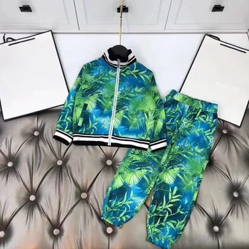 

New Unisex suit for boys and girls in fall / winter 2020 loose coat+trousers Two piece suit High end children's wear