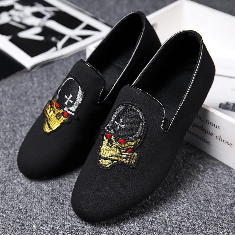 

Fashion Black Skull Shoes for Men Gold New Stylish Male Flat Casual Loafers Slip-On Evening Shoes Breathable Spring Loafers