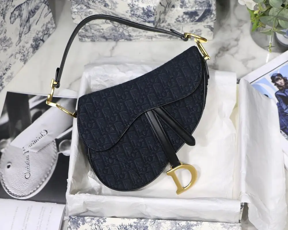 Bolsos de cuero de lujo para mujer, bandoleras de marca de diseñador  Christian Dior, bolsos de mano de gran capacidad para mujer 2021| | -  AliExpress