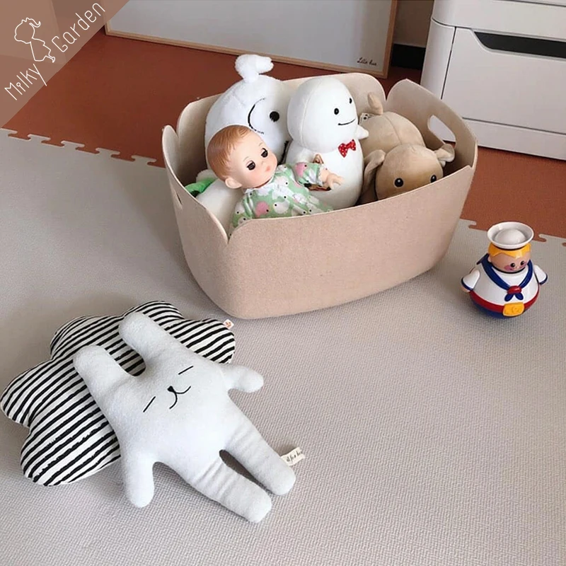 

Japan Style felt storage basket organizer household Felt Home Decoration for Clothes Doll and Kid's Bauble Organize Box big