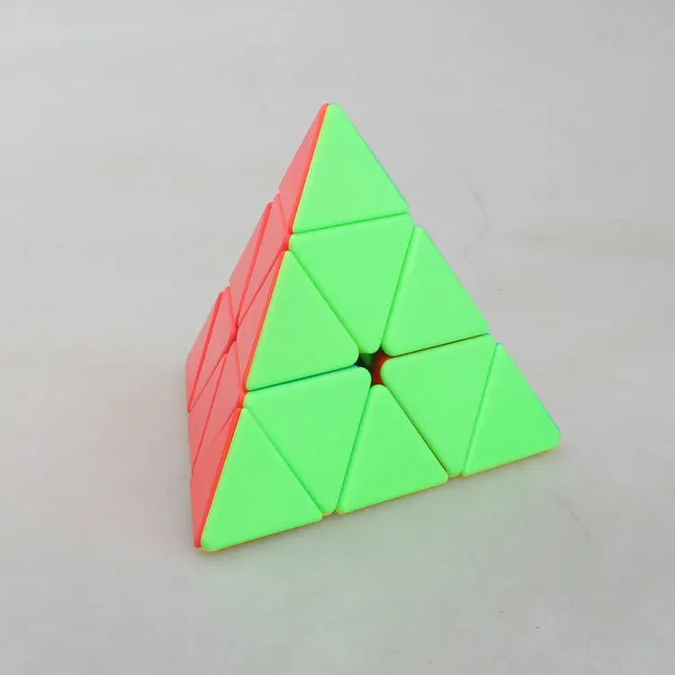 [Цвет кубика пирамиды Рубика] тетрагранный треугольный кубик cai di Rubik