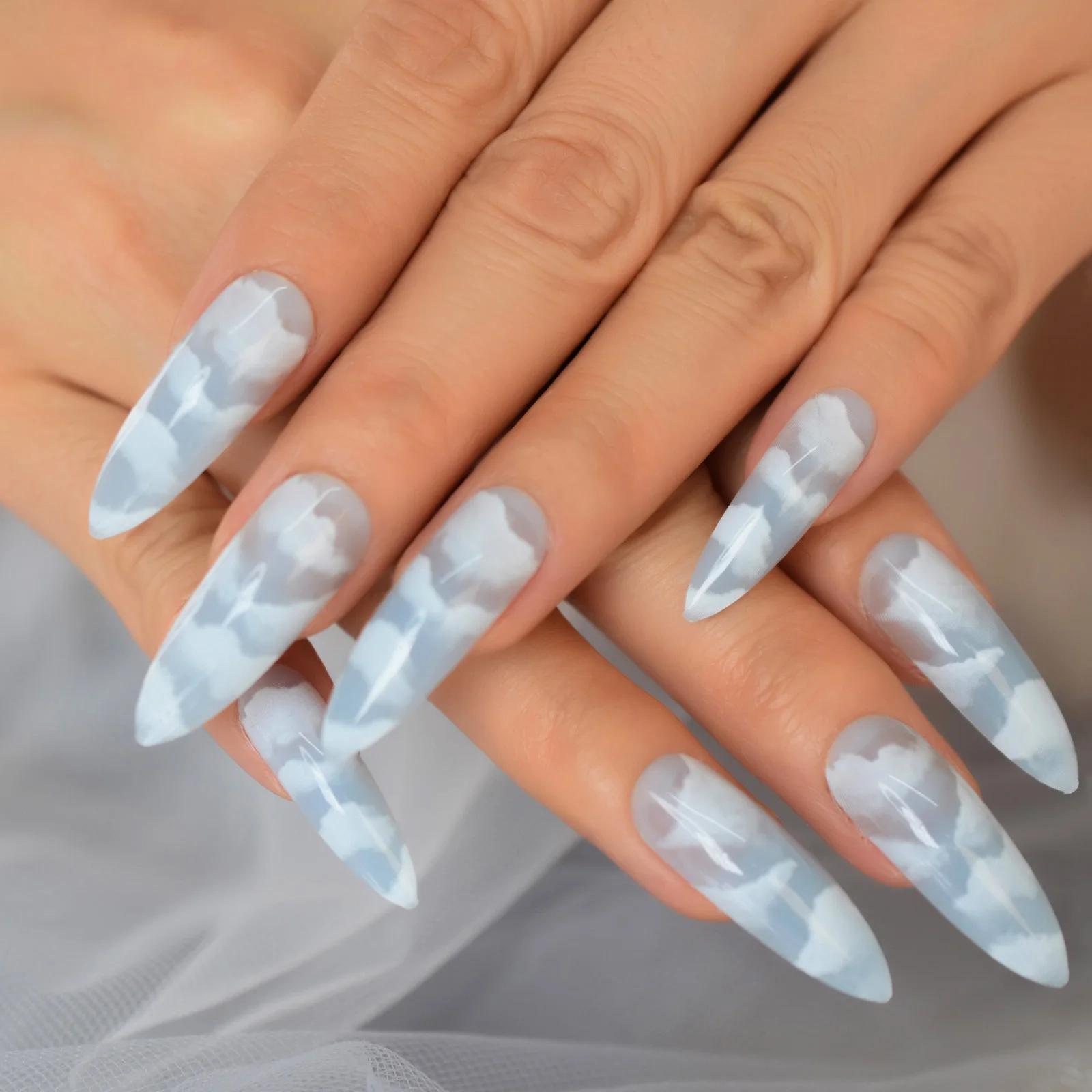 Острые заостренные накладные ногти с дизайном, Длинные стилеты, небо, белые облака, набор для французского маникюра, дизайн ногтей