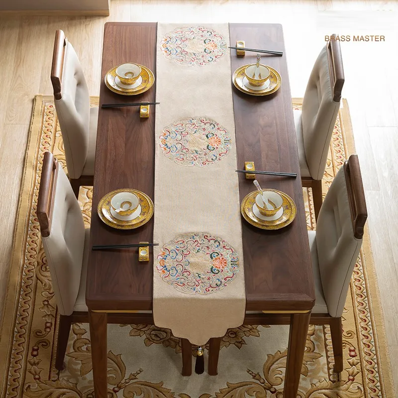 

Home Decoration Modern Linen Table Runner Luxury Exquisite Embroidery Flax Table Runners WIth tassel