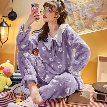 

Autumn and winter ladies pajamas cute elegant little flowers sweet long-sleeved thick warm home service suit JJF0184