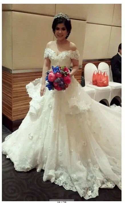 

Glamorous Off the Shoulder Flower Appliqued Ruffled Chapel Train bridal gown 2018 vestido de noiva mother of the bride dresses