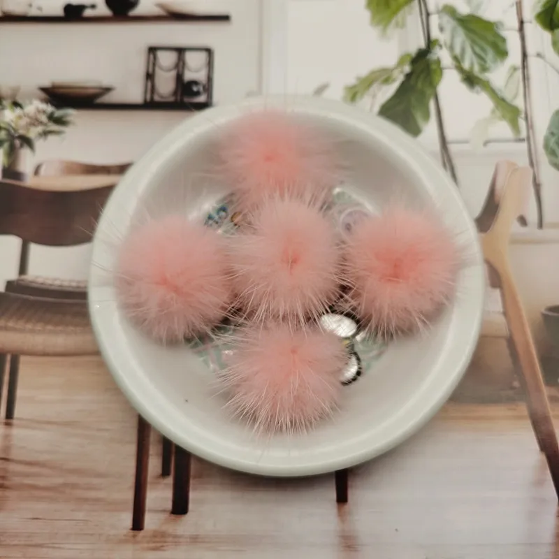 Помпон из меха норки 5/10, 2,5 см, 3 см, 4 см, кольцо с помпонами шт ...