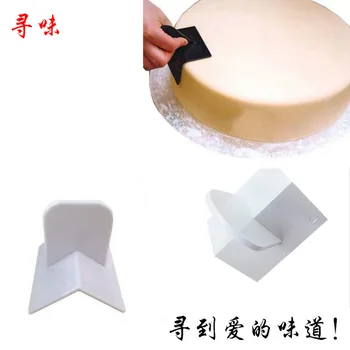

Ruminate Triangular-Sides and Curved Surface Plastic Floating Device Fondant Cake Mold Tool Plastic Baking Mould